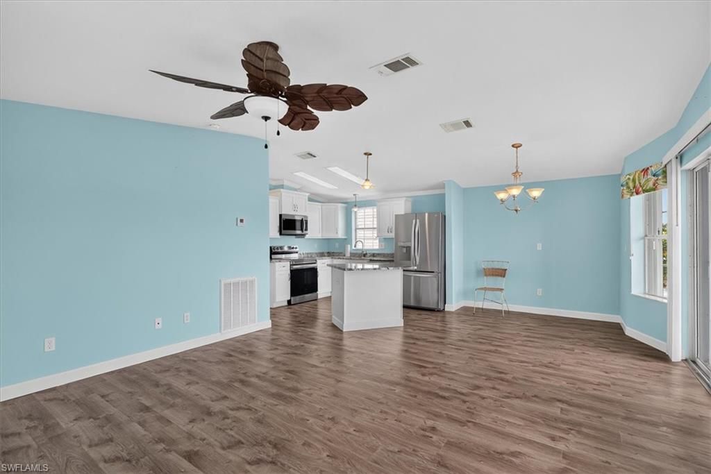 43 Emily Ln, Fort Myers Beach, FL 33931 Photo