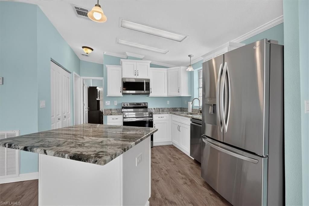 43 Emily Ln, Fort Myers Beach, FL 33931 Photo