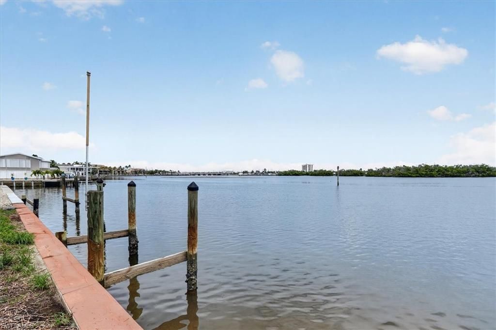 43 Emily Ln, Fort Myers Beach, FL 33931 Photo