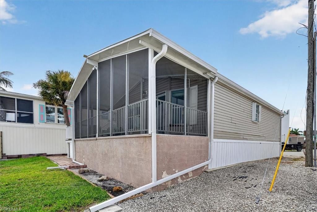 43 Emily Ln, Fort Myers Beach, FL 33931 Photo