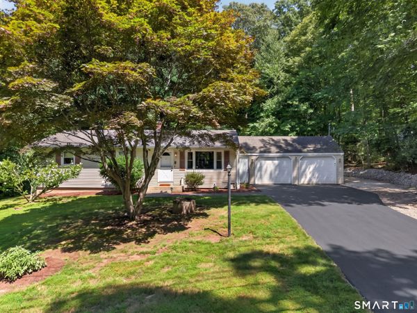 10 Ancient, East Lyme, CT 06333