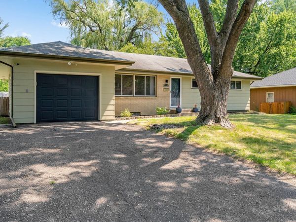 4724 Oregon Avenue N, New Hope, MN 55428