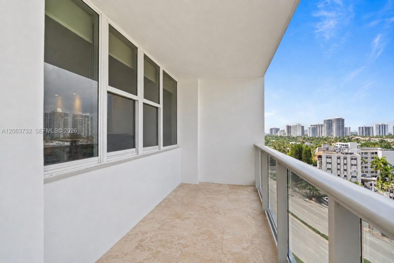 3140 S Ocean Dr, Unit 911, Hallandale Beach, FL 33009 Photo