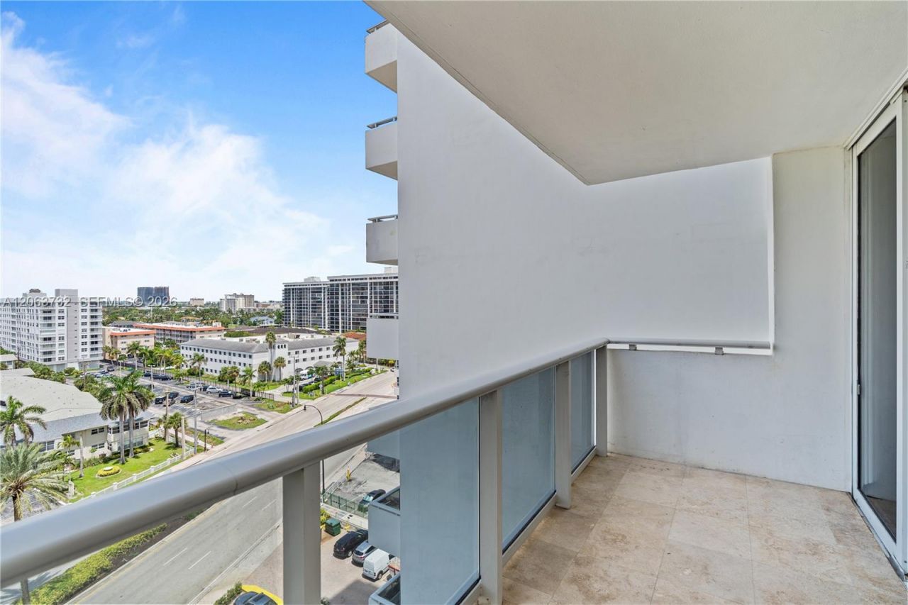 3140 S Ocean Dr, Unit 911, Hallandale Beach, FL 33009 Photo