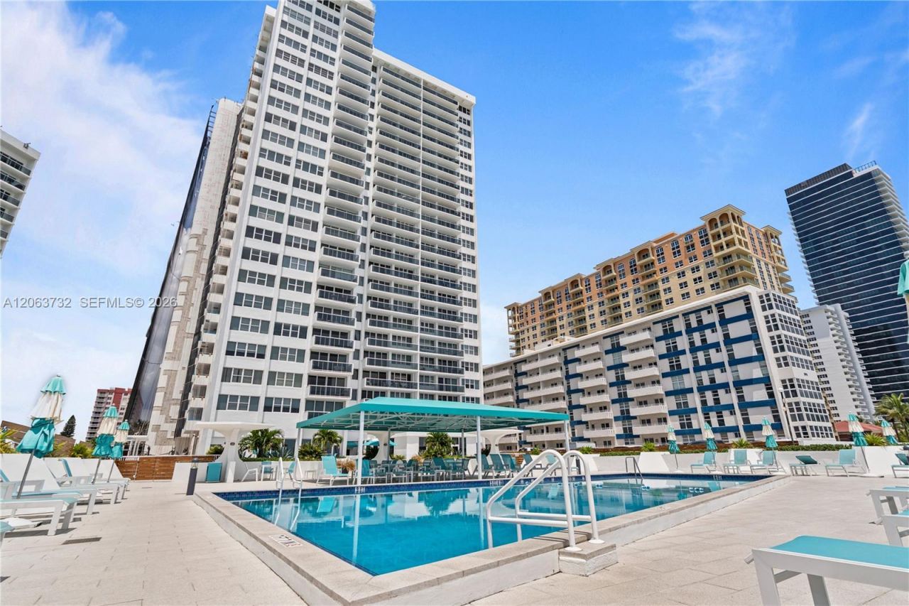 3140 S Ocean Dr, Unit 911, Hallandale Beach, FL 33009 Photo