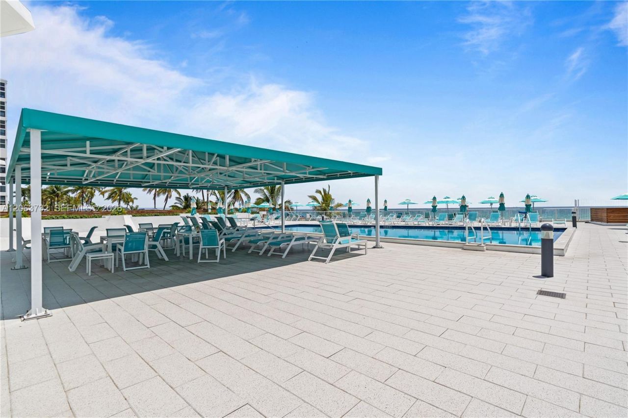 3140 S Ocean Dr, Unit 911, Hallandale Beach, FL 33009 Photo