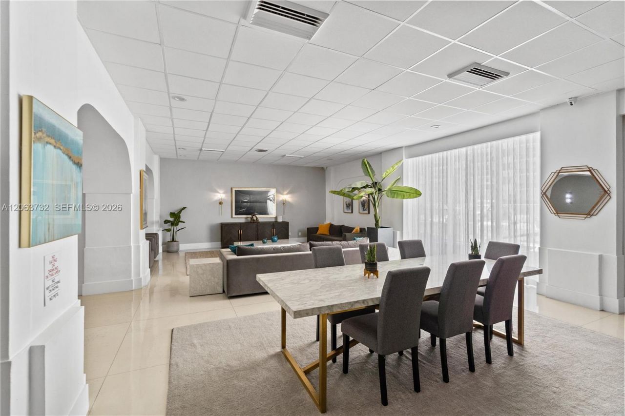 3140 S Ocean Dr, Unit 911, Hallandale Beach, FL 33009 Photo