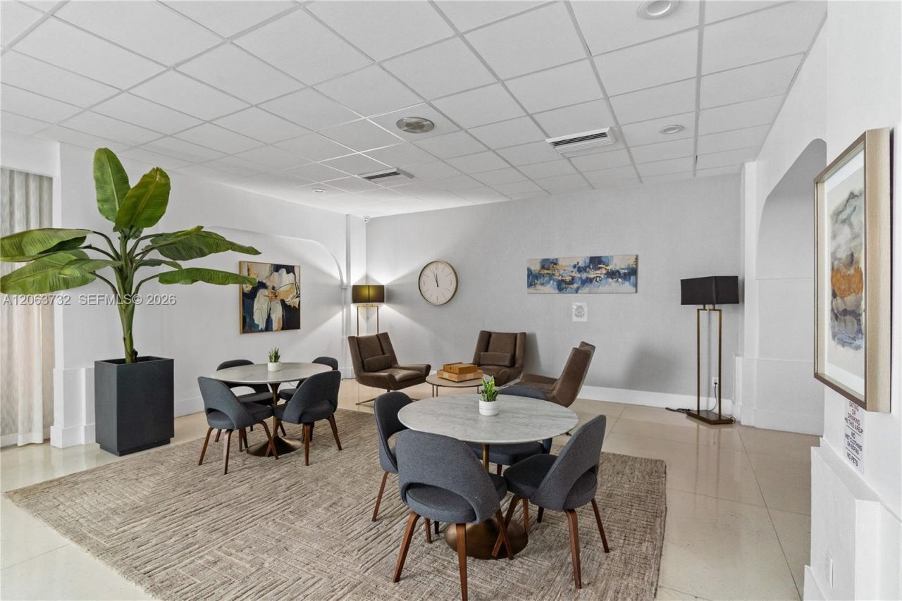 3140 S Ocean Dr, Unit 911, Hallandale Beach, FL 33009 Photo