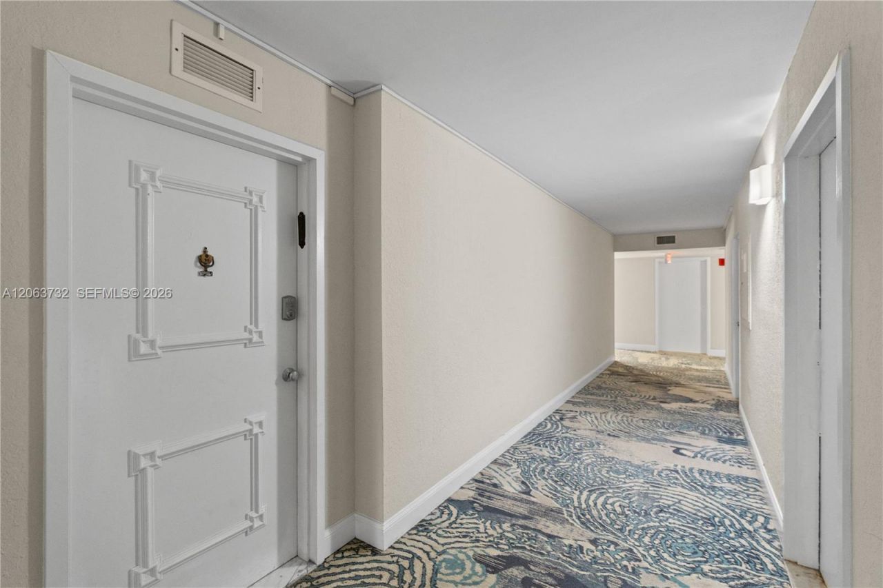 3140 S Ocean Dr, Unit 911, Hallandale Beach, FL 33009 Photo