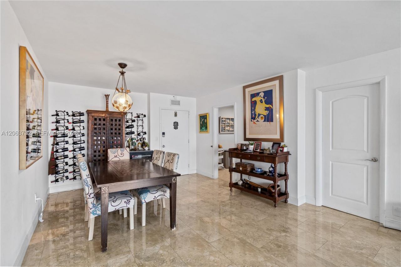 3140 S Ocean Dr, Unit 911, Hallandale Beach, FL 33009 Photo