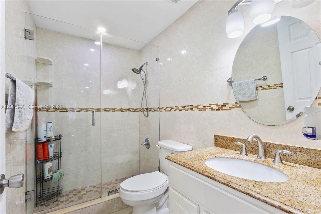 5665 W 20th Ave , Unit 212, Hialeah, FL 33012 Photo