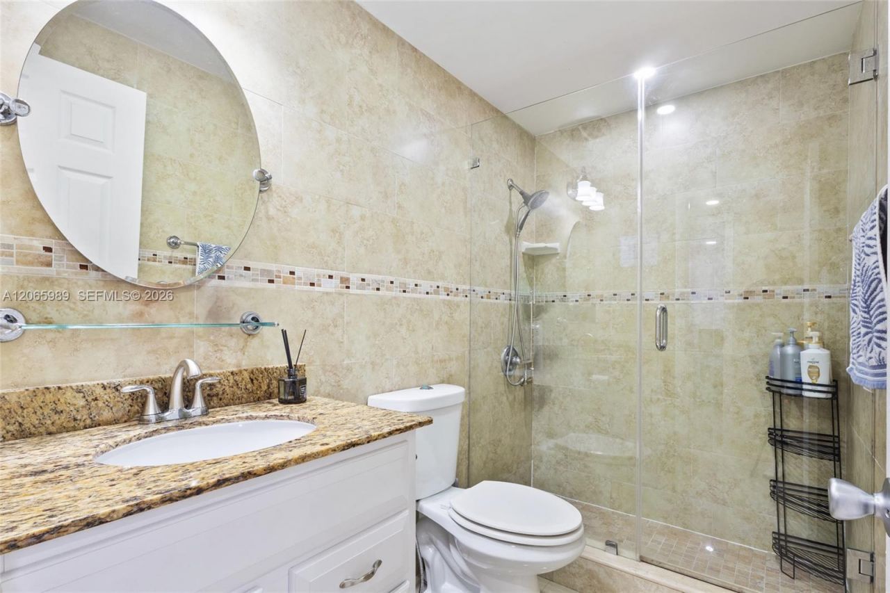 5665 W 20th Ave , Unit 212, Hialeah, FL 33012 Photo