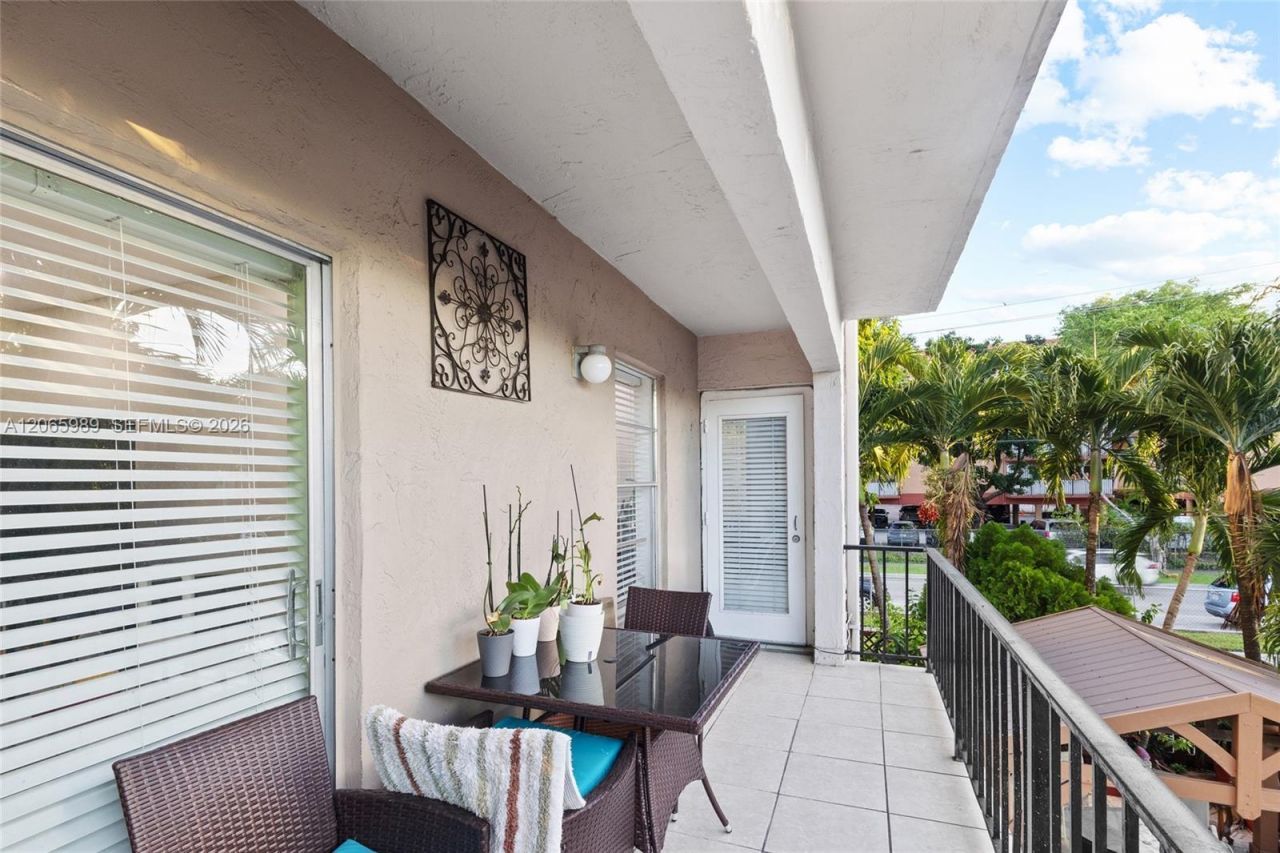 5665 W 20th Ave , Unit 212, Hialeah, FL 33012 Photo