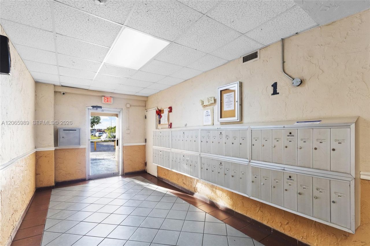 5665 W 20th Ave , Unit 212, Hialeah, FL 33012 Photo