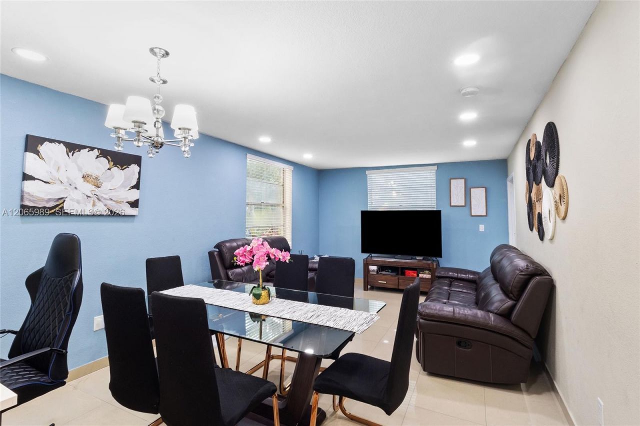 5665 W 20th Ave , Unit 212, Hialeah, FL 33012 Photo