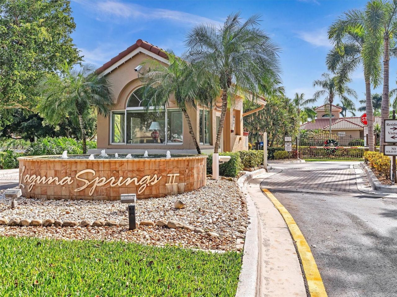 629 Spinnaker, Weston, FL 33326 Photo