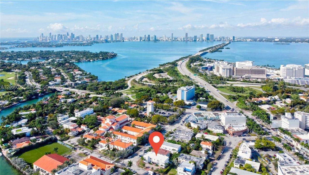 3900 N Meridian Ave , Unit 4, Miami Beach, FL 33140 Photo