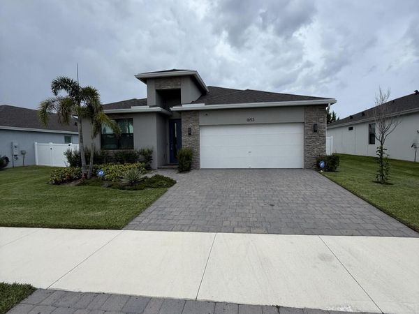 1653 NE OCEAN DUNES Drive, Jensen Beach, FL 34957