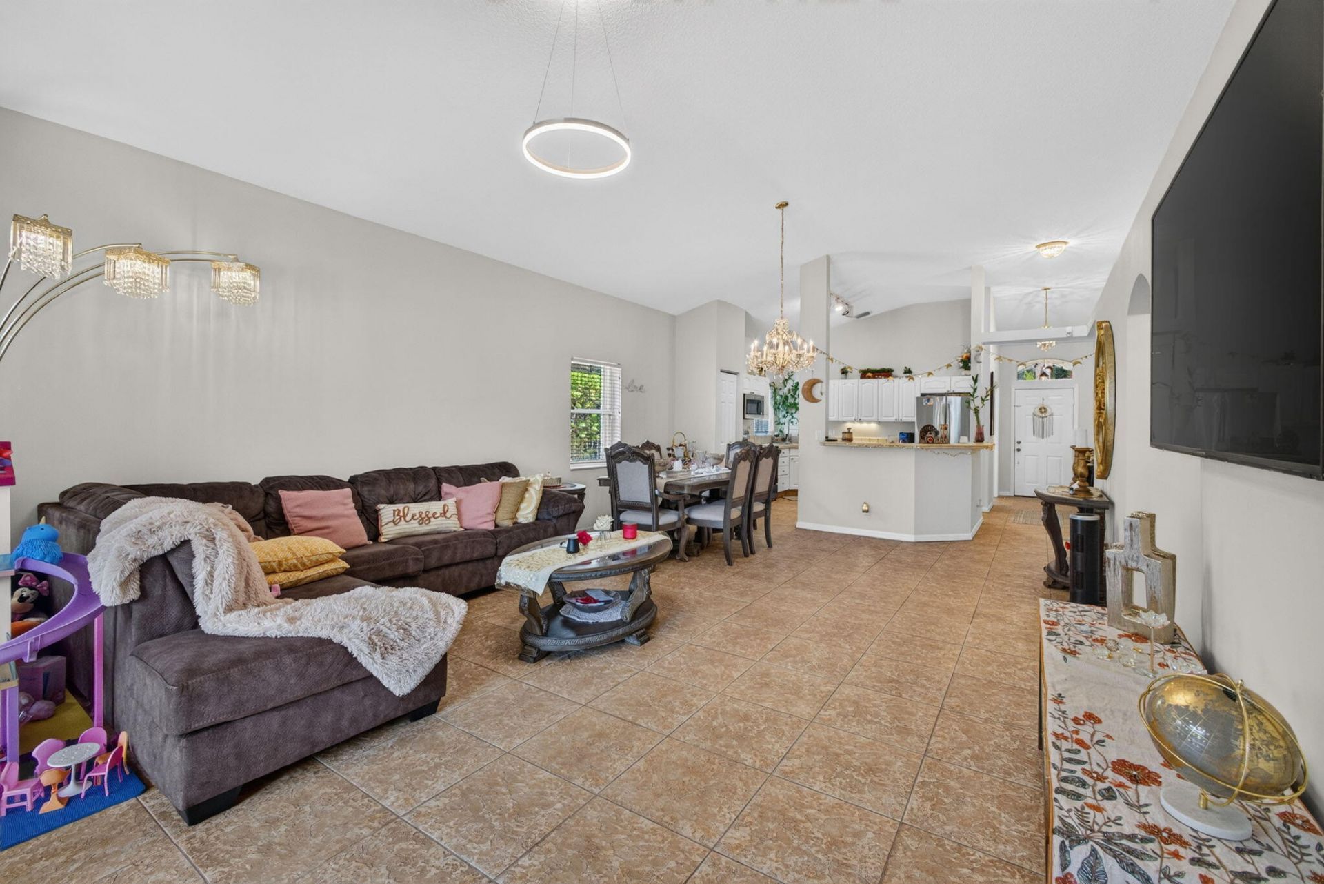 8058 Via Hacienda, Riviera Beach, FL 33418 Photo
