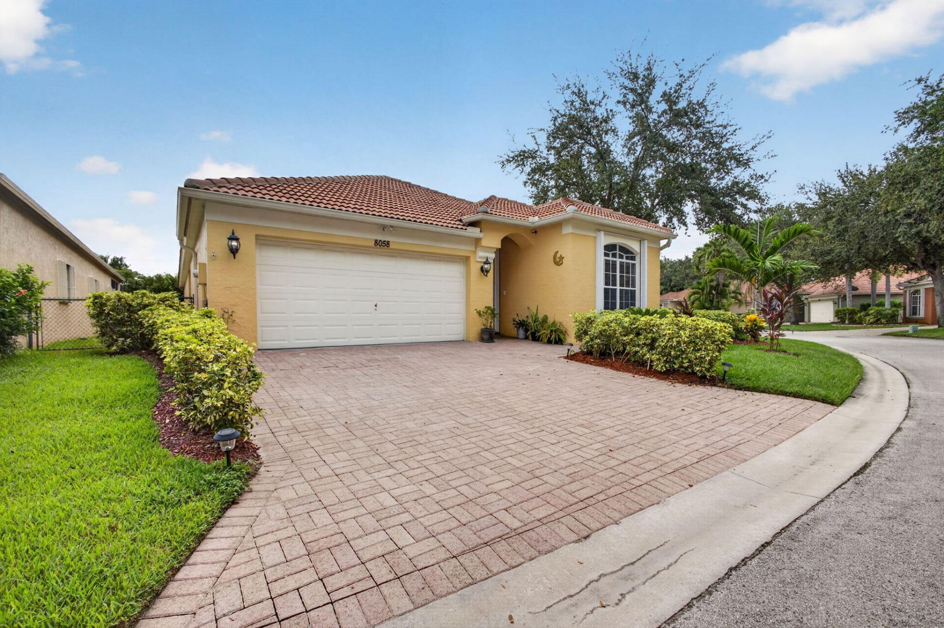 8058 Via Hacienda, Riviera Beach, FL 33418 Photo
