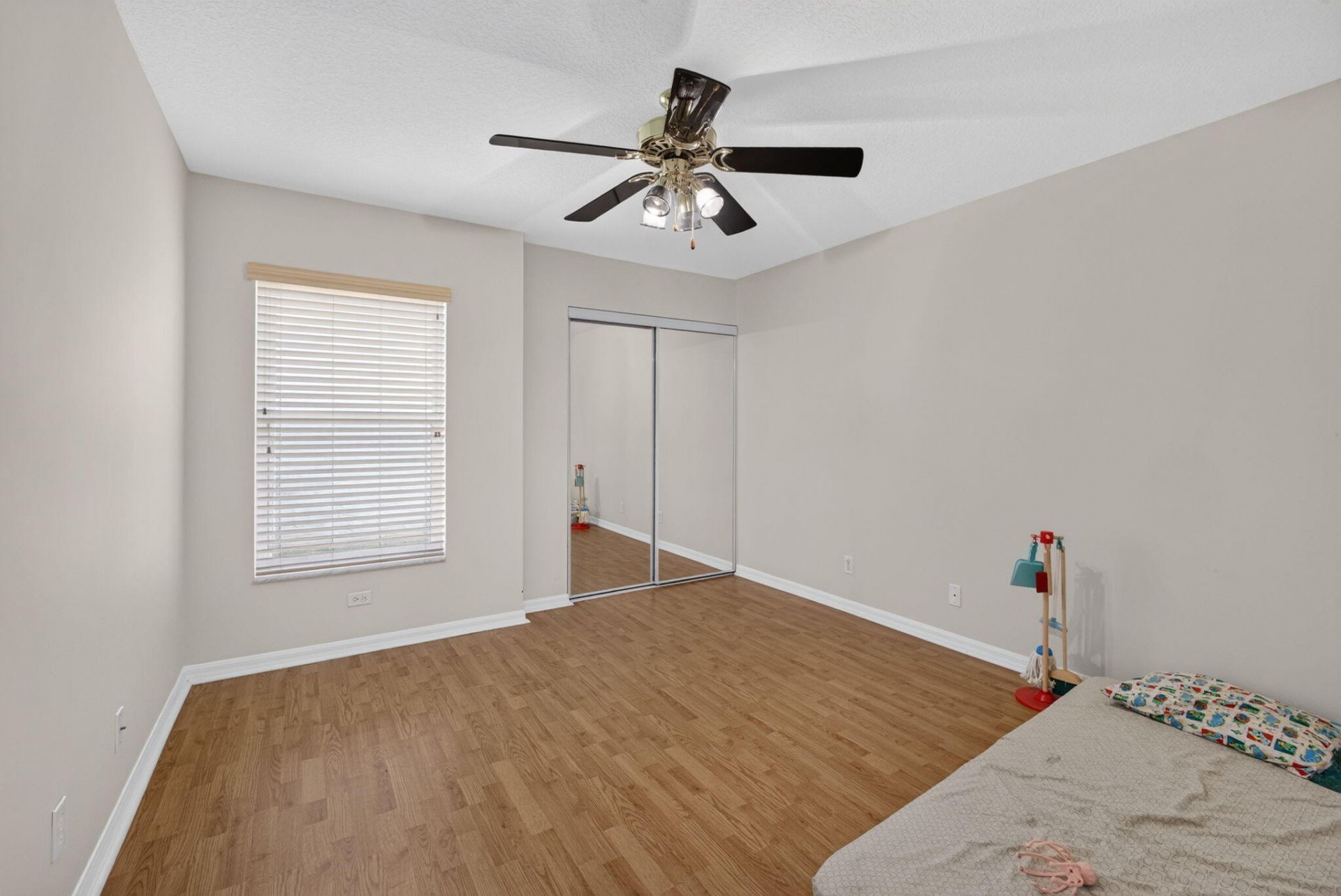8058 Via Hacienda, Riviera Beach, FL 33418 Photo