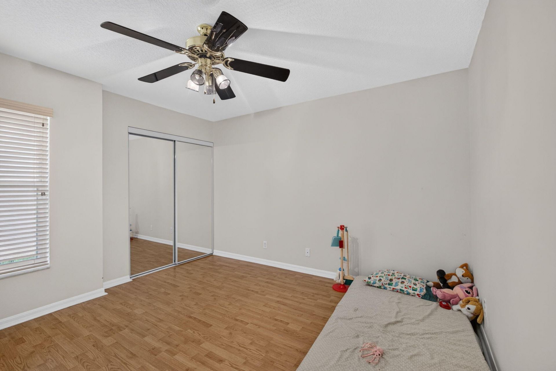 8058 Via Hacienda, Riviera Beach, FL 33418 Photo