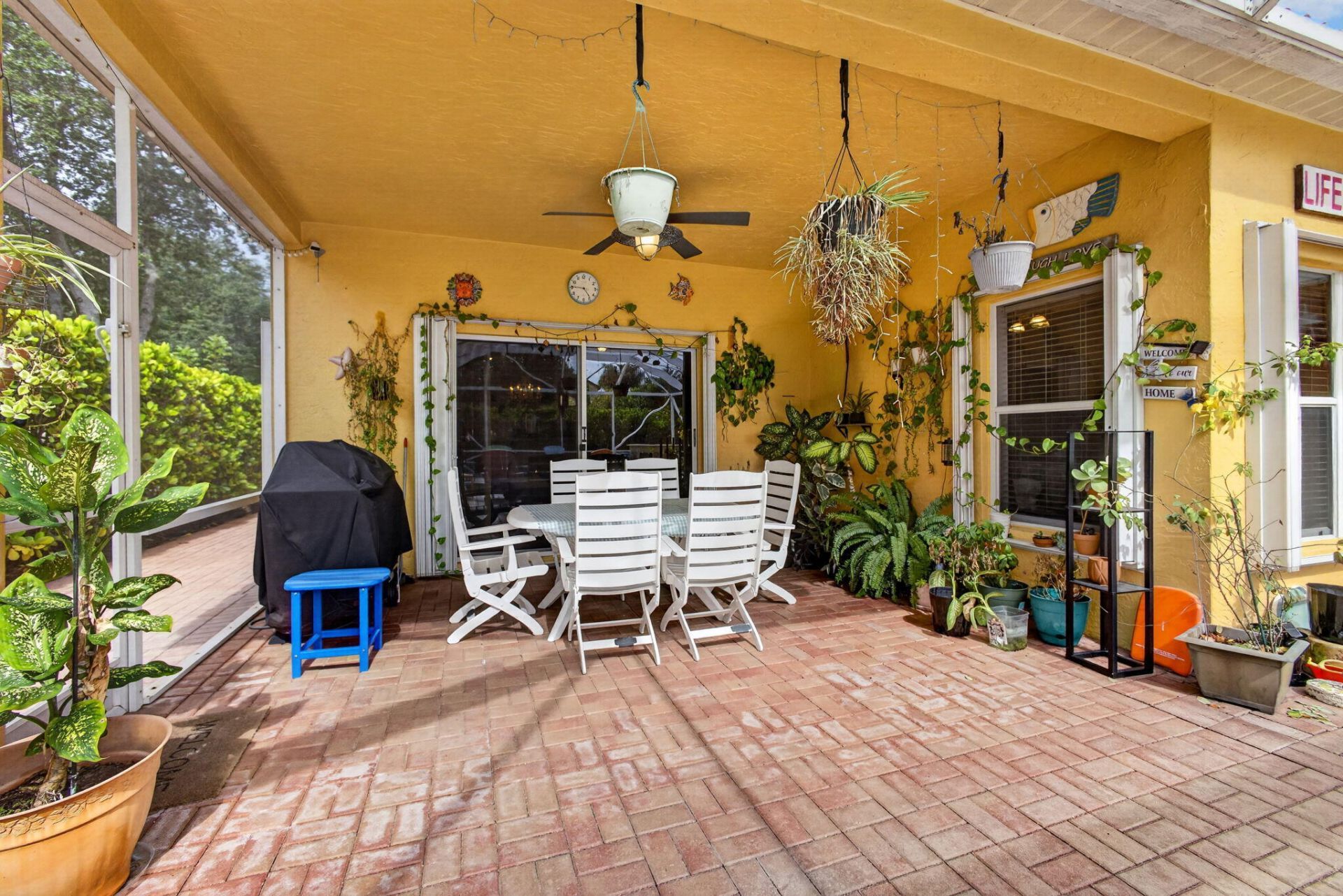 8058 Via Hacienda, Riviera Beach, FL 33418 Photo