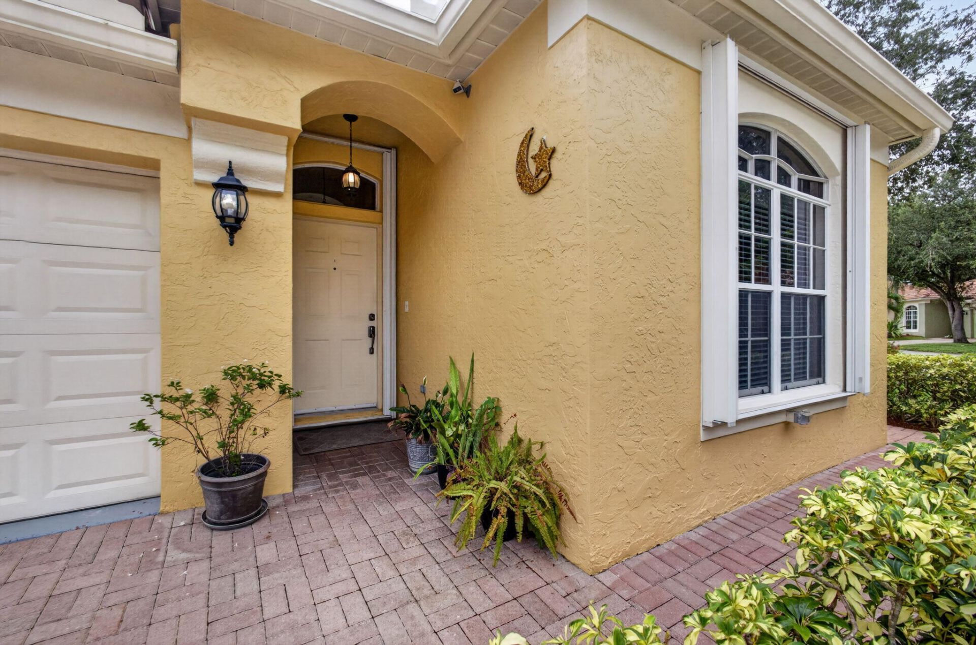 8058 Via Hacienda, Riviera Beach, FL 33418 Photo