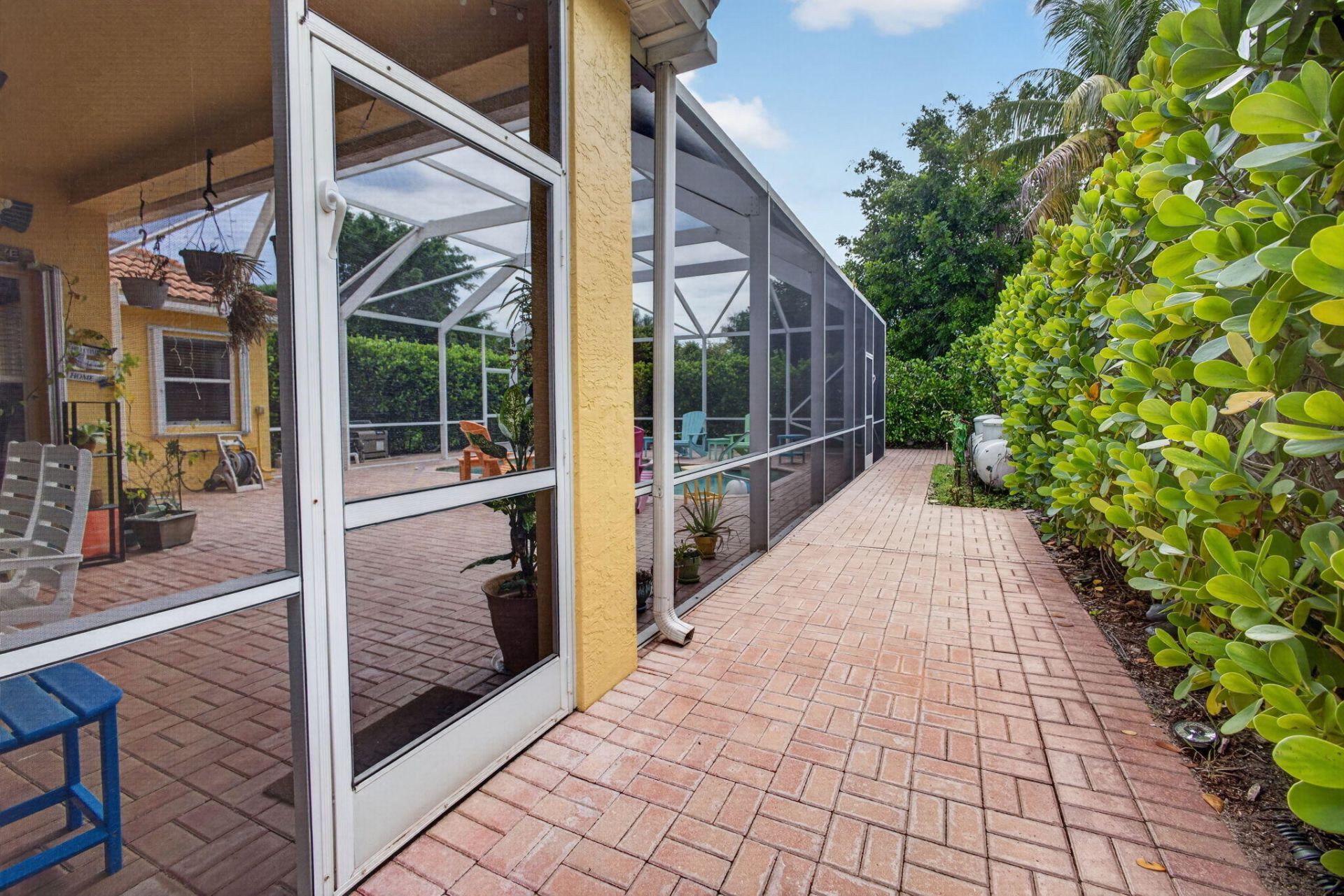 8058 Via Hacienda, Riviera Beach, FL 33418 Photo