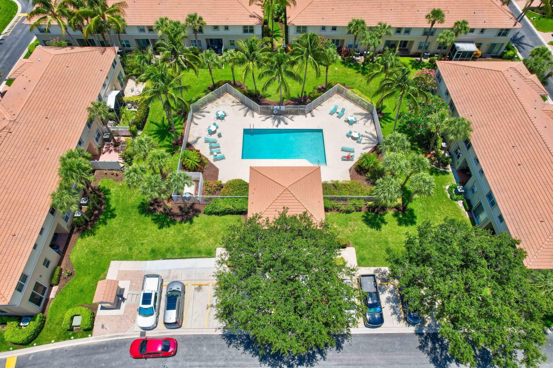 8058 Via Hacienda, Riviera Beach, FL 33418 Photo