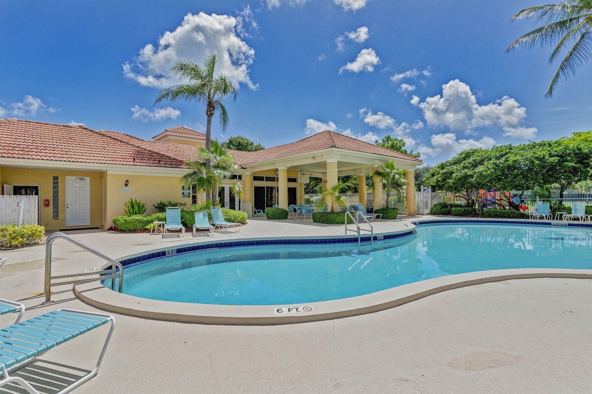 8058 Via Hacienda, Riviera Beach, FL 33418 Photo