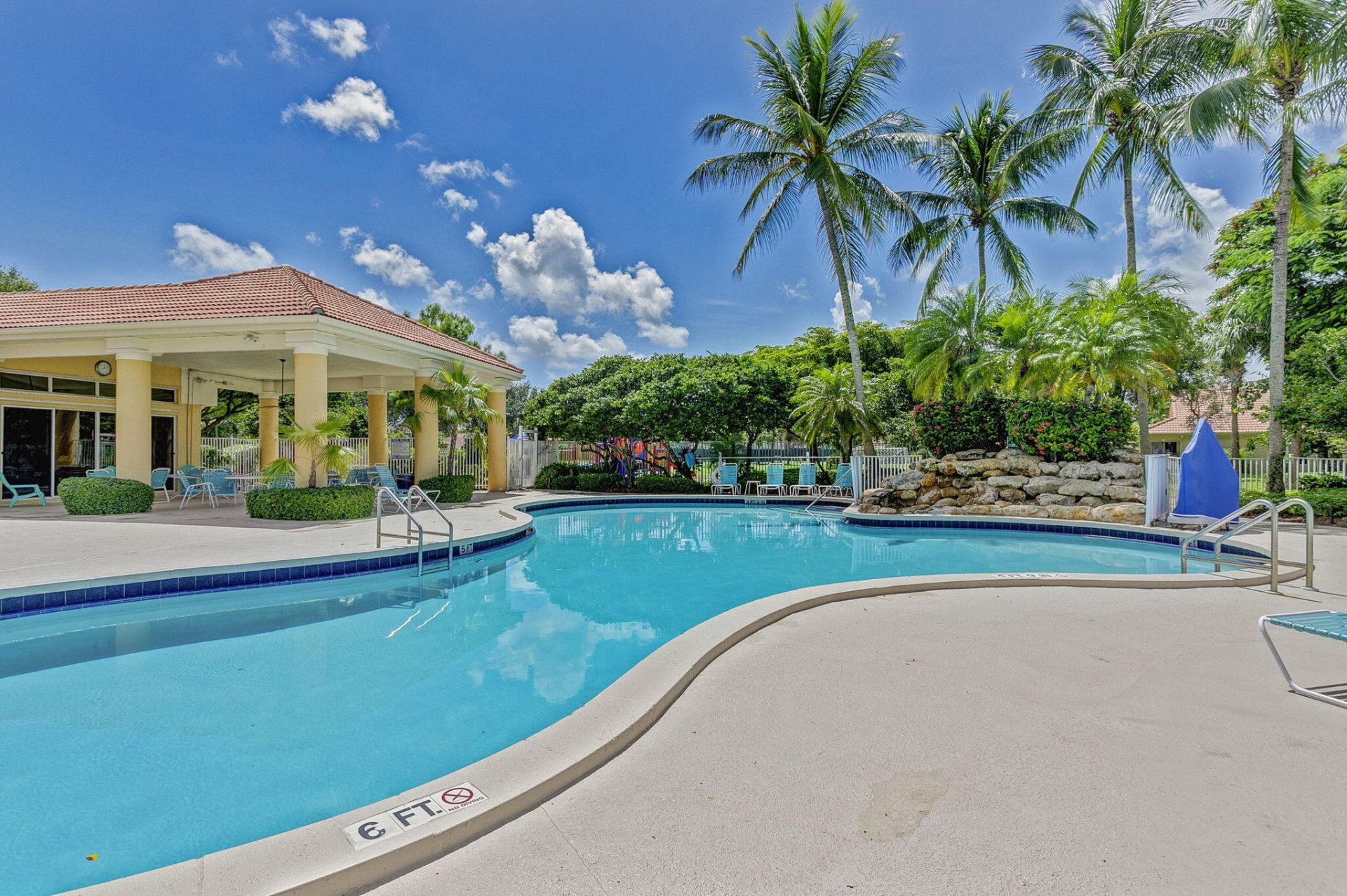 8058 Via Hacienda, Riviera Beach, FL 33418 Photo