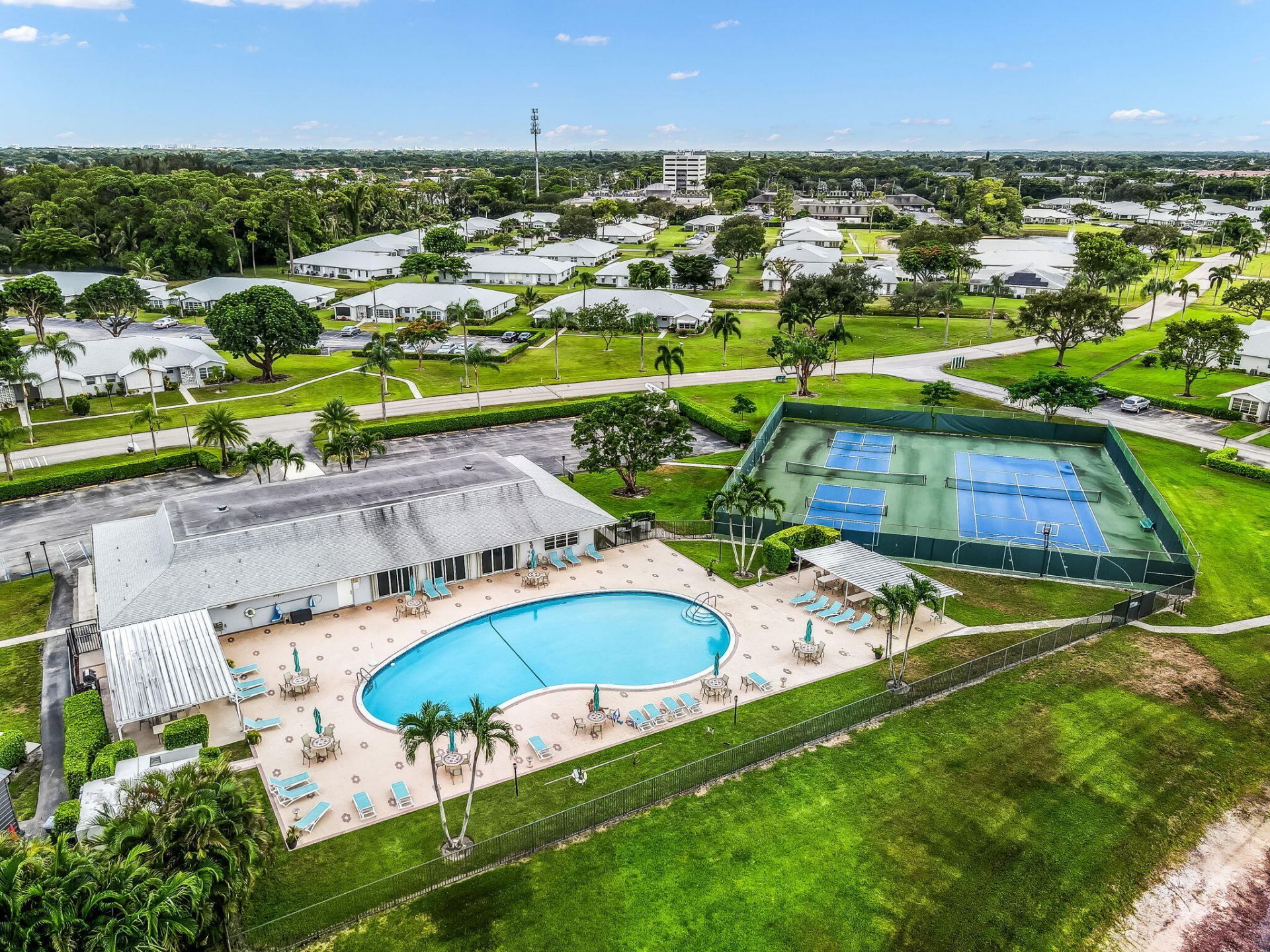 5091 Lakefront Boulevard, Unit C, Delray Beach, FL 33484 Photo