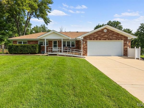 223 Susan Road, St Louis, MO 63129