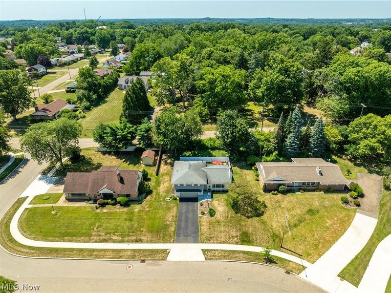 543 36th Street NW, Canton, OH 44709 Photo 2