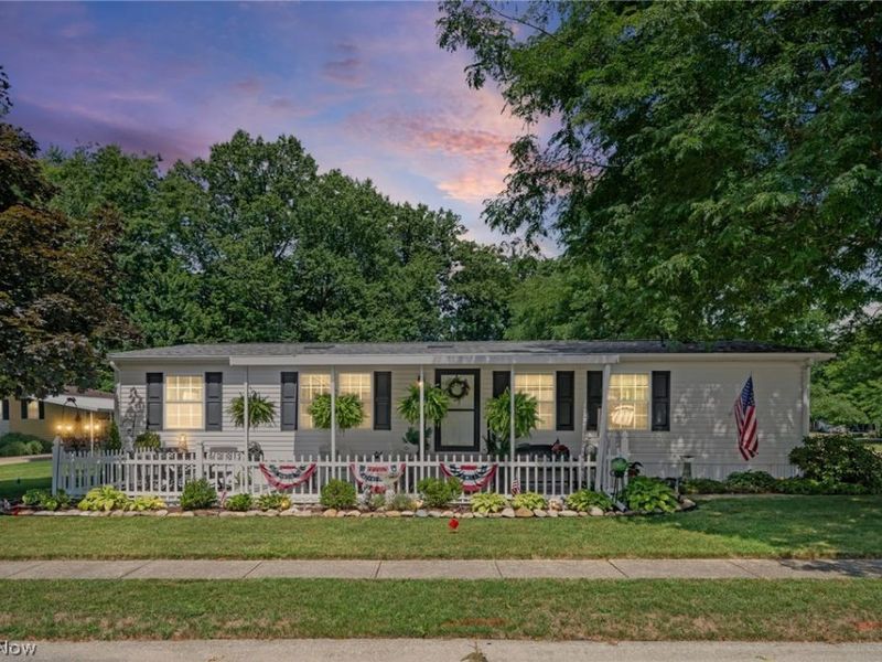 61 Periwinkle Drive, Olmsted Township, OH 44138 Photo 1