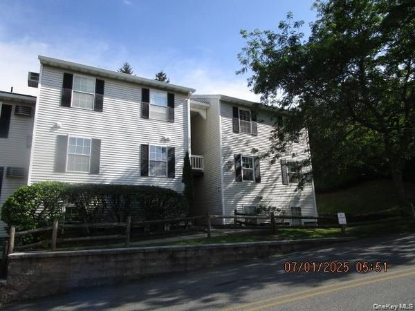 28 Lexington Hill , Unit 6, Harriman, NY 10926