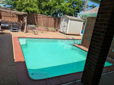 7916 Marsh Court , Fort Worth, TX 76123