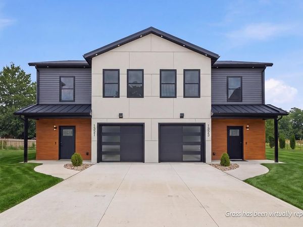 1323 S Trimble Rd, Mansfield, OH 44907