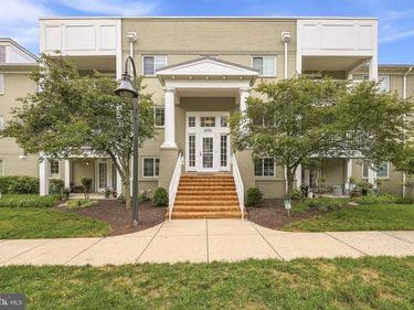 4191 S FOUR MILE RUN DRIVE, Unit 102, ARLINGTON, VA 22204