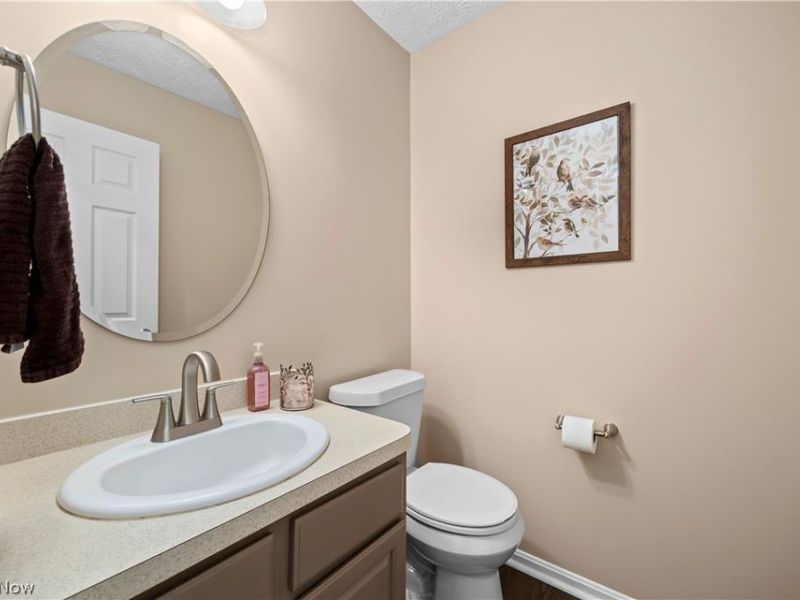 732 Oakdale Circle, Elyria, OH 44035 Photo 14
