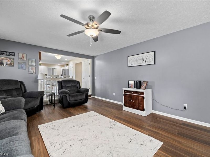 732 Oakdale Circle, Elyria, OH 44035 Photo 16