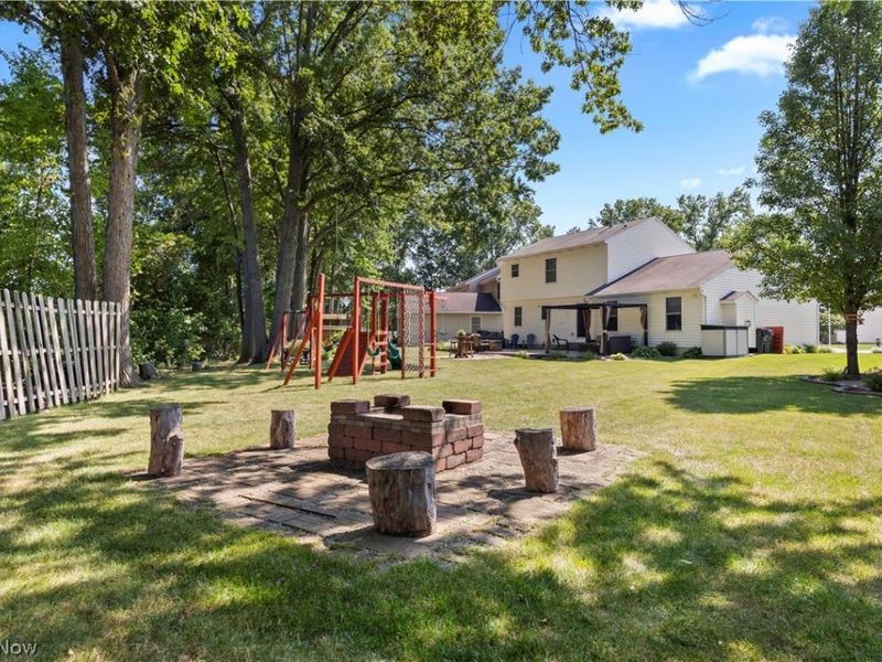 732 Oakdale Circle, Elyria, OH 44035 Photo 38