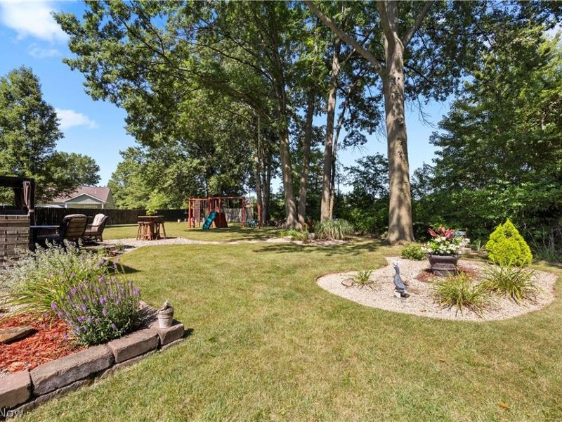 732 Oakdale Circle, Elyria, OH 44035 Photo 40