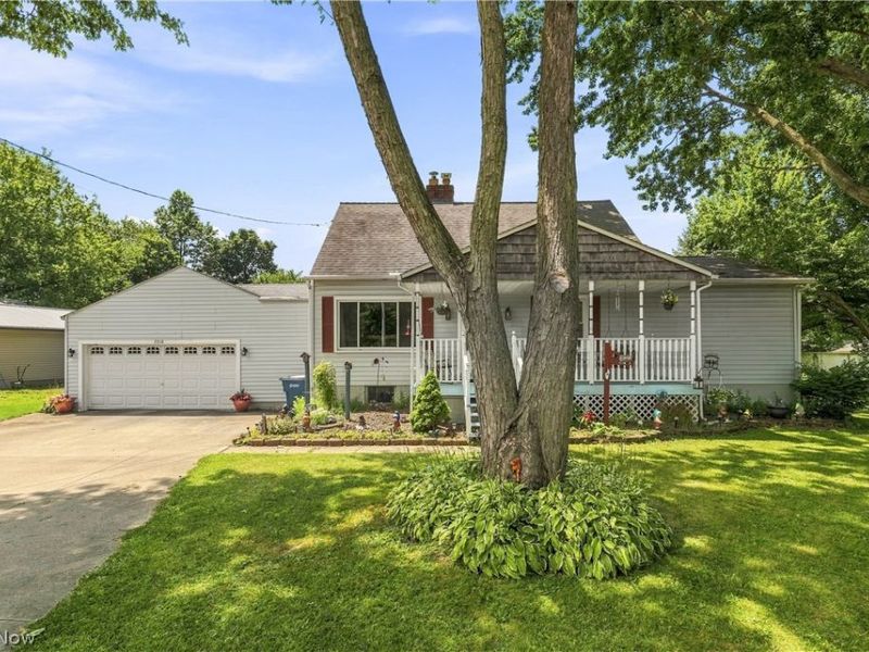3310 Mayfair Road, Akron, OH 44312 Photo 2