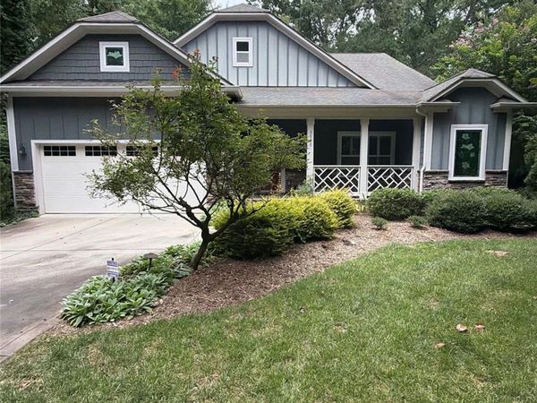 3530 Carmel Drive , Charlotte, NC 28226