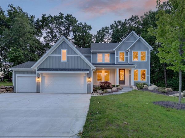 8605 Brighten Trail, Mattawan, MI 49071