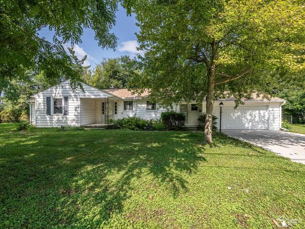 203 S Adrian Street, Tecumseh, MI 49286