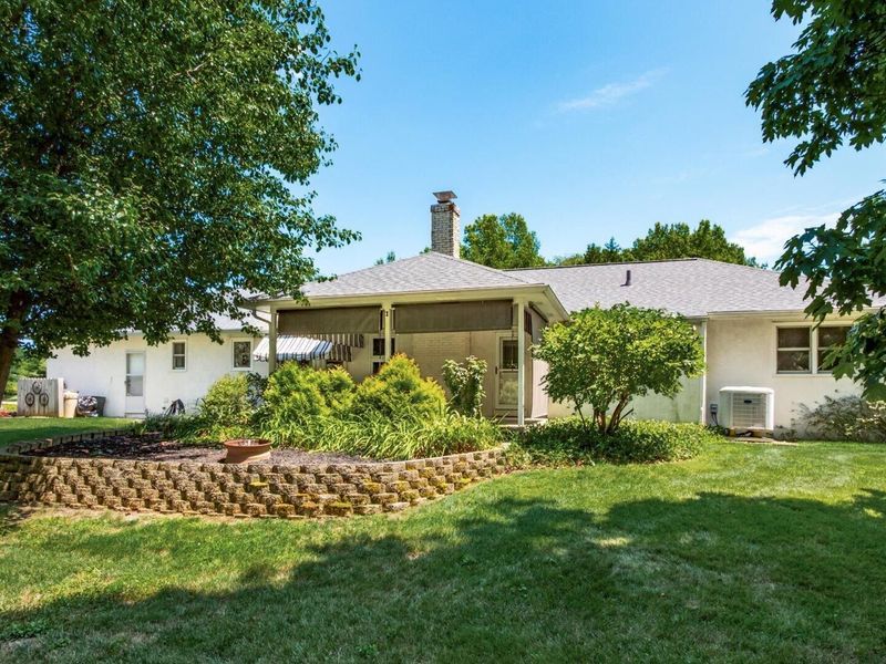 8759 Ramblewood Court NW, Pickerington, OH 43147 Photo 3