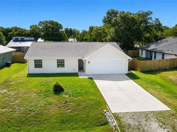 1266 34th Avenue SW, Vero Beach, FL 32968